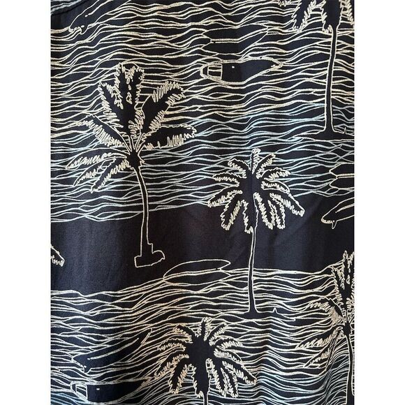 Mantaray Men's Blue Graphic Print Hawaiian Shirt Size L Short Sleeve - Picture 6 of 8